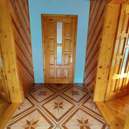 Castle Gate Hotel Бран Екстериор снимка