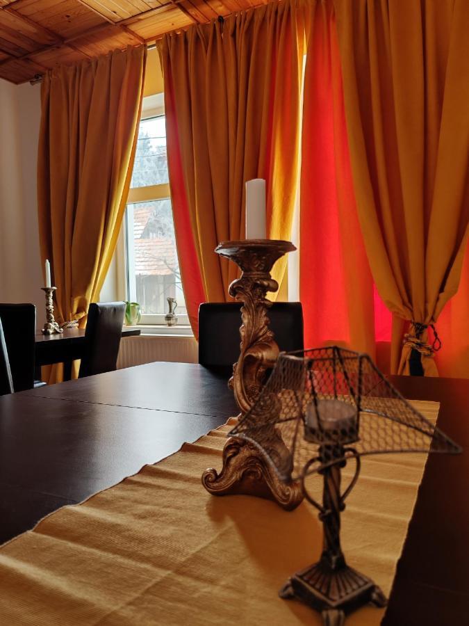 Castle Gate Hotel Бран Екстериор снимка