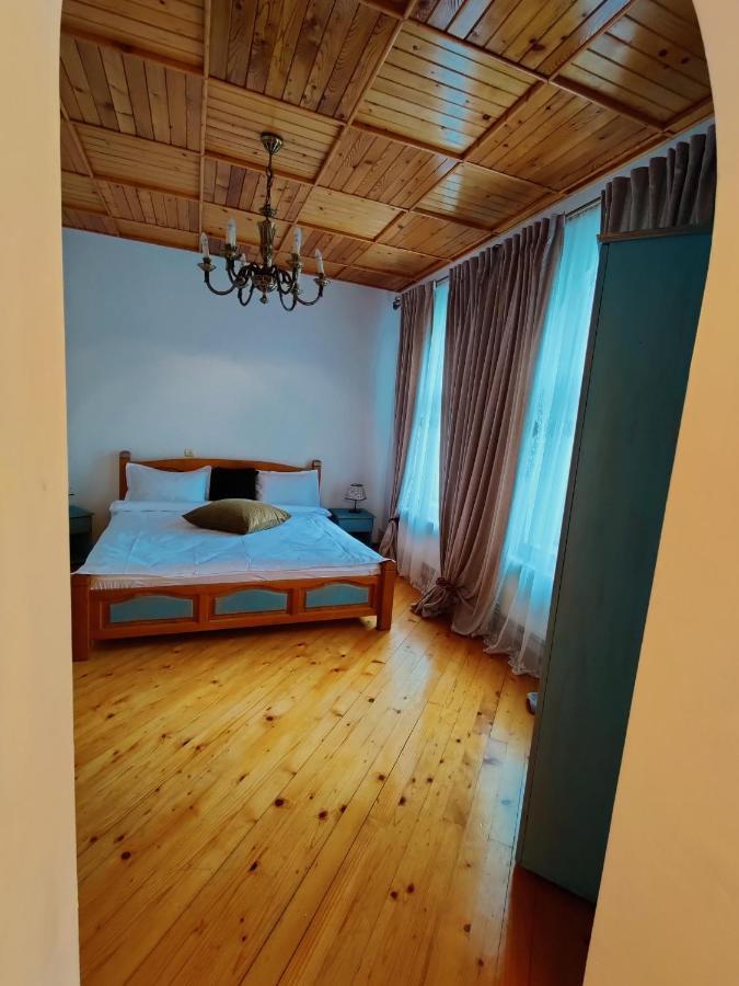 Castle Gate Hotel Бран Екстериор снимка