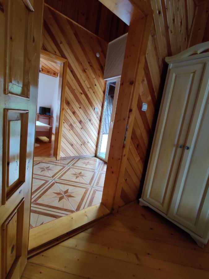 Castle Gate Hotel Бран Екстериор снимка
